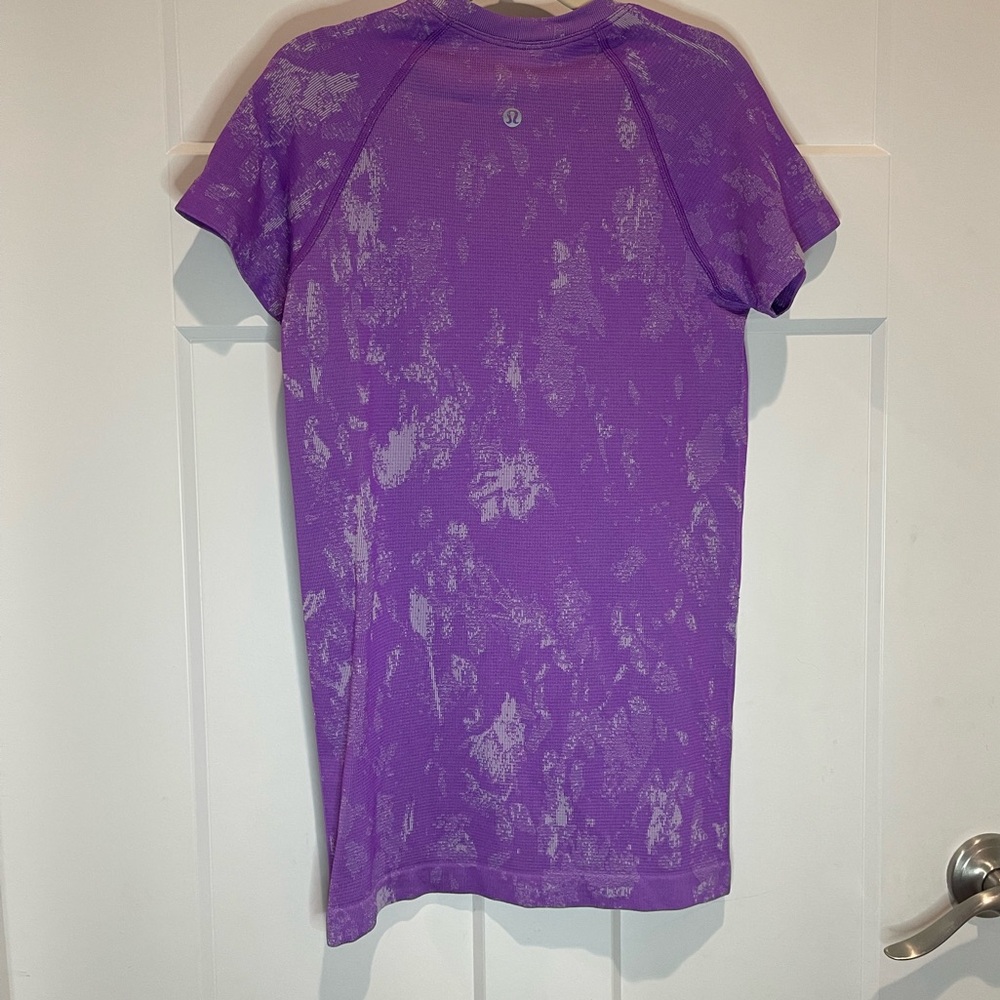 Lululemon Swiftly Tech Short Sleeve Shadow Bloom … - image 2
